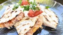 Easy Camping Dinner - Chicken Quesadilla Easy Camping Dinner - Chicken Quesadilla