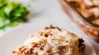 Cheesy baked spaghetti Cheesy baked spaghetti