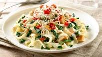 Creamy Chicken Pasta Florentine | Knorr US Creamy Chicken Pasta Florentine | Knorr US