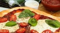 Homemade Margherita Pizza Homemade Margherita Pizza