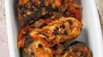 Bangus sa Tausi (Milkfish with Tomatoes and Black Beans) Bangus sa Tausi (Milkfish with Tomatoes and Black Beans)