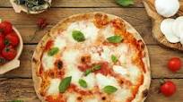 La pizza margherita (Recette réalisable à la maison) La pizza margherita (Recette réalisable à la maison)