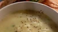 A Creamy and Healthy Cauliflower, Zucchini, and Spinach Soup A Creamy and Healthy Cauliflower, Zucchini, and Spinach Soup