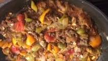 Basque Style Ground Beef with Peppers, Onions and Tomatoes Basque Style Ground Beef with Peppers, Onions and Tomatoes