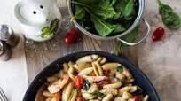Shrimp Pasta with Garlic Cream Sauce Tomatoes and Spinach Shrimp Pasta with Garlic Cream Sauce Tomatoes and Spinach