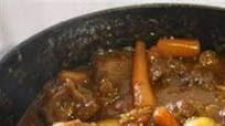Oxtail potjie Oxtail potjie