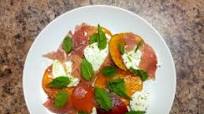 Peach & Prosciutto Caprese Salad Peach & Prosciutto Caprese Salad