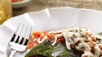 Turkey & Spinach Chile Relleno with Fresh Tomato Sauce Turkey & Spinach Chile Relleno with Fresh Tomato Sauce