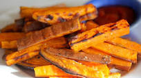 Baked Sweet Potato Fries (Video) Baked Sweet Potato Fries (Video)