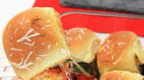 Easy Meatball Sliders with Hawaiian Rolls Easy Meatball Sliders with Hawaiian Rolls