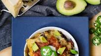 Beef Nachos with Fresh Tomato and Jalapeño Salsa Beef Nachos with Fresh Tomato and Jalapeño Salsa