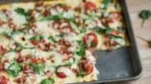 Easy Low Carb White Sauce Pizza Easy Low Carb White Sauce Pizza