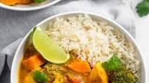 Thai Coconut Chicken Curry (Paleo/Whole30) Thai Coconut Chicken Curry (Paleo/Whole30)