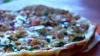 White Garlic Chicken and Vegetable Pizza White Garlic Chicken and Vegetable Pizza
