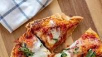 Air Fryer Margherita Pizza Air Fryer Margherita Pizza