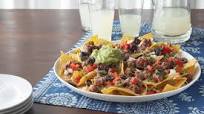 Nachos with Cheesy Beef Nachos with Cheesy Beef