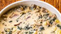 Zuppa Toscana Soup {Olive Garden Copycat} Zuppa Toscana Soup {Olive Garden Copycat}