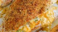 Broccoli Cheddar Stuffed Chicken (low carb + keto) Broccoli Cheddar Stuffed Chicken (low carb + keto)