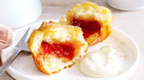 Strawberry jam surprise muffins with cinnamon sugar Strawberry jam surprise muffins with cinnamon sugar