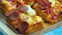 Detroit Style Square Pizza Detroit Style Square Pizza