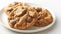 5-Ingredient Peanut Butter Chocolate Chip Cookies 5-Ingredient Peanut Butter Chocolate Chip Cookies
