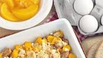 Cazuela de pan francés con fruta Cazuela de pan francés con fruta