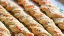 Cheesy Garlic & Herb Breadsticks Cheesy Garlic & Herb Breadsticks