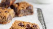 Flourless Chocolate Chip Chickpea Blondies with Sea Salt {vegan, gluten-free & healthy} Flourless Chocolate Chip Chickpea Blondies with Sea Salt {vegan, gluten-free & healthy}