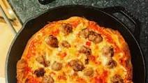 Easy Skillet Pizza Easy Skillet Pizza