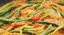Green Bean, Tomato & Coconut Curry Green Bean, Tomato & Coconut Curry