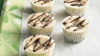 Oreo™ Cookies and Cream Mini Cheesecakes Oreo™ Cookies and Cream Mini Cheesecakes