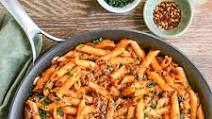 Easy One Pot Mostaccioli Easy One Pot Mostaccioli