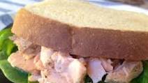 Simple Salmon and Spinach Sandwiches Simple Salmon and Spinach Sandwiches