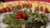 Lit'l Smokies Smoked Sausage Holiday Appetizer Wreath Lit'l Smokies Smoked Sausage Holiday Appetizer Wreath