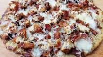 Easy BLT Flatbread Pizza Easy BLT Flatbread Pizza