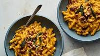 Creamy Butternut Squash Pasta With Sage and Walnuts Creamy Butternut Squash Pasta With Sage and Walnuts