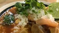 Menudo de Res y manitas de puerco ESTILO JALISCO Menudo de Res y manitas de puerco ESTILO JALISCO