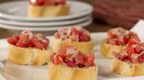 Cheesy Bruschetta Romana Cheesy Bruschetta Romana