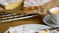 Torta della Nonna, eine Italienische Spezialität Torta della Nonna, eine Italienische Spezialität