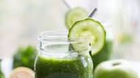 Detoxifying Green Apple Smoothie Detoxifying Green Apple Smoothie