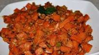 Carrot fry (carrots sauteed in south indian spices with milk) Carrot fry (carrots sauteed in south indian spices with milk)
