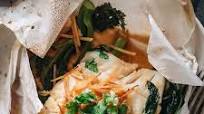 Chinese Fish En Papillote (Paper wrapped fish in sesame ginger sauce) Chinese Fish En Papillote (Paper wrapped fish in sesame ginger sauce)