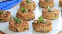 Mediterranean Mini Tuna Cakes With Pesto Mediterranean Mini Tuna Cakes With Pesto