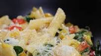 Mascarpone & Pepper Penne Pasta Mascarpone & Pepper Penne Pasta