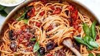 Pasta Puttanesca Pasta Puttanesca