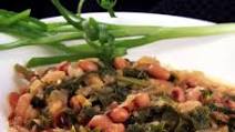 Black-Eyed Peas With Mustard Greens and Rice Black-Eyed Peas With Mustard Greens and Rice