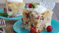 Slow-Cooker White Chocolate Raspberry and Cream Cake Slow-Cooker White Chocolate Raspberry and Cream Cake