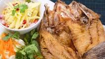 Pla Kra Pong Tod Nam Pla - Thai Style Deep Fried Sea Bass with Fish Sauce & Mango Salad Pla Kra Pong Tod Nam Pla - Thai Style Deep Fried Sea Bass with Fish Sauce & Mango Salad