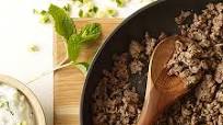 Quick Beef with Greek Yogurt Sauce Quick Beef with Greek Yogurt Sauce