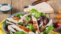 Ceasar Salad with Grilled Chicken and Bacon Ceasar Salad with Grilled Chicken and Bacon